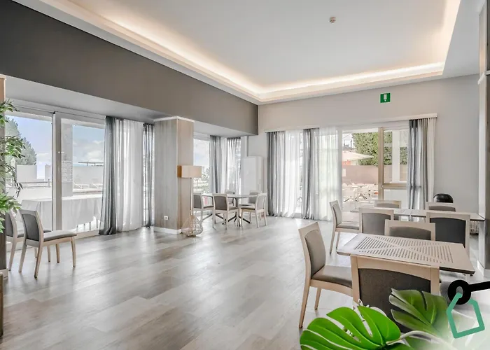 Hotel Hotiday Santa Margherita Porto 4*